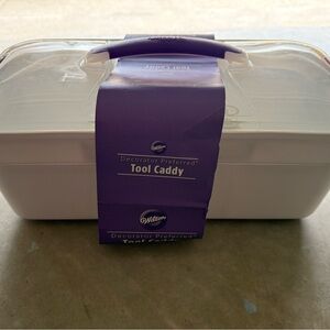 Decorator Preferred Cake Decorating Tool Caddy